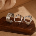 Verstellbares Ring-Set aus Edelstahl in Silber mit gehämmerter Struktur für Damen - Silber (C8702)