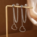 Orecchini a cuore minimalisti in acciaio inossidabile con doppia catena pendente - Argento