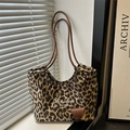 Bolso tote grande de ante con estampado de leopardo y correas de cuero marrón para mujer - Estampado de leopardo