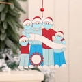 Addobbo natalizio in legno famiglia di cinque con mascherine e rotolo DIY su albero - Stile Famiglia Carta Igienica