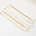 Set di cinque braccialetti dorati con maglie a serpente, cubane e dettagli in zircone - Oro (F1693)