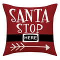 Detalle de la funda de cojín navideña roja Santa Stop Here con diseño de cinturón - Estilo Slogan Santa Stop Here (23YM128-3)