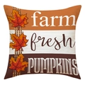 Nahaufnahme der Leinentextur mit Ahornblatt und Farm Fresh Pumpkins Druck auf Kissenbezug - Orange Weiße Streifen Farm Kürbis Stil (23YM120-4)