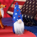 Gnomo patriottico fatto a mano in feltro blu con cappello a stelle per il 4 luglio - Cinque Stelle