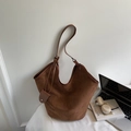 Bolso tote grande minimalista en ante marrón con monedero pequeño y correas largas - Marrón