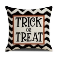 Detalle de funda de cojín Halloween Trick or Treat con textura ondulada bicolor - Ondas Blanco Negro-TRICK OR TREAT(23YM140-1)