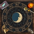 Gros plan du tapis de tarot en velours noir avec visage de lune dorée et signes du zodiaque - Carte des phases de la lune (ZB1-8) / Peluche courte 49*49