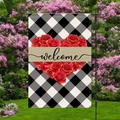 Detalle de bandera de jardín con corazón de rosas rojas, cuadros y texto de bienvenida - Estilo Bienvenido Corazón de Rosas (HYQ15-16)