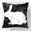 Hasen-Silhouette Kissenhülle mit weißem Blumenmuster auf schwarzem Leinenstoff - Schwarzer Hase (YM40-16)