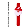 Bracelet claque de Noël en velours rouge avec motif Père Noël 3D et petit flocon - Père Noël