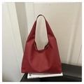Detail of red large-capacity tote bag with premium lychee grain leather texture - Litchi Grain Style / Red