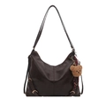 Borsa hobo vintage in ecopelle marrone scuro con ciondolo a forma di orsetto di peluche - Caffè Con Pendente