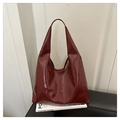 Bolso tote minimalista en cuero brillante burdeos con correa de hombro ancha - Estilo 2 Rojo (252001)