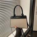 Bolso tote de lona beige y cuero negro con logotipo y una correa de hombro delgada - Negro