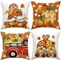 Set di quattro federe autunnali con gnomi, zucche e un camioncino rosso stile vintage - Illustrazione di Gnomo Festivo Zucca (YMF25) / 45x45cm (confezione da 4)