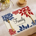 Tischset aus Leinen mit rot-blauen Blumen und 'Family'-Spruch für gemütliches Essen - Family makes life worth living (CD16-21)