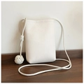 Mini borsa a tracolla bianca in pelle litchi con dettaglio di palla intrecciata - Bianco