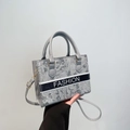 Sac fourre-tout en jacquard gris avec bande FASHION, poignées et bandoulière amovible - Argenté