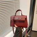Minimalist burgundy red leather handbag with vintage silver buckle and handle - Red