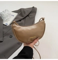 Elegante borsa sottobraccio kaki a mezzaluna con cerniera dorata in ecopelle - Cachi