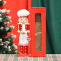 Schiaccianoci chef in legno 38cm in abito rosso e bianco con scatola regalo - Chef Corpo Rosso Piedi Rossi / 38cm