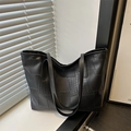 Minimalist large black tote bag with crocodile texture and matte leather design - Black