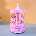 Carillon a carosello rosa e bianco con motivi floreali dipinti a mano sulla base tonda - Rosa