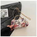 Borsa a mano ricamata a fiori beige con manico in oro e tracolla a catena sottile - Rosso