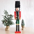 Klassischer 90cm Holz-Nussknacker-Soldat in rot-grüner Uniform mit schwarzem Pelzhut - Karambit Messer