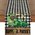 Detail eines St. Patrick's Day Tischläufers aus Leinen mit grünem LKW und Kleeblatt - St. Patrick's Klee Grüner LKW Stil (ZQ28--12)