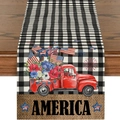 Detail eines Leinentischläufers mit rotem Oldtimer Truck, US Flaggen und Karomuster Kante - Amerika Unabhängigkeitstag Flagge Roter LKW Stil (ZQ28--11)
