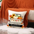 Herfst kussensloop met vintage witte truck, pompoenen en zonnebloemen voor de bank - Witte Pickup Truck Pompoen Patroon (YMF58-4) / 45x45cm