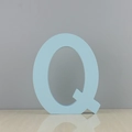 Grande lettre Q décorative en bois bleu ciel pour décoration de table et de mariage - Lettre Q