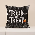 Funda de cojín de Halloween con texto Trick or Treat y patrones de telaraña negra - Truco O Trato Letras (CRW43-2) / 45x45cm