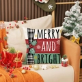 Weihnachtskissen Merry and Bright mit Stechpalmenblättern und Beeren auf dem Sofa - Merry And Bright Schriftzug Stil (YMA62-2)