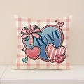 Rosa-weiß karierter quadratischer Kissenbezug mit blauem Herz und LOVE-Illustration - Herz LOVE Gingham Stil (VP013-1) / 45x45cm(Nur Bezug)