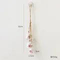 Witte ijzeren kerstklokken aan jute touw met rode sneeuwvlokken, 32 cm lange decoratie - Wit