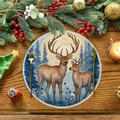 Sottopiatto rotondo in lino con illustrazione di renne e foresta per tavola di Natale - Renna della Foresta Invernale (XRP029)