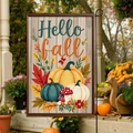 Bandiera da giardino Hello Fall con zucche colorate e funghi su sfondo di legno - 30x45cm / Zucche a Tre Colori con Venatura del Legno (FGF086)