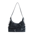 Retro zwarte lederen crossbody tas in bikerstijl met zilveren gespen en textuur - Zwart