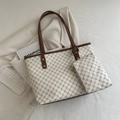 Grand cabas beige avec bordures marron et motifs géométriques pour le trajet quotidien - Blanc Cassé