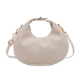 Sac croissant blanc tressé minimaliste avec détails dorés et bandoulière réglable - Blanc