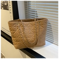 Gevoerde draagtas in camel beige met elegante kettingbanden en een grote capaciteit - Khaki