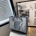 Chic blue-grey tote bag with pleated texture and pearl floral chain strap - Blue
