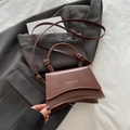 Borsa quadrata marrone minimalista con manico annodato e tracolla regolabile effetto pelle - Marrone