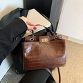 Sac à main rétro marron foncé avec gaufrage crocodile et boucle dorée élégante - Marron
