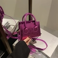 Mini borsa a mano viola metallizzato con trapuntatura a rombi e tracolla rimovibile - Piccola borsa quadrata trapuntata viola metallizzato / Viola