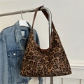 Bolso tote grande de leopardo con correa de cuero marrón de estilo vintage otoñal - Marrón