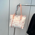 Bolso tote blanco con asas rosas, modernos motivos de grafiti y estampado estilo calle - Rosa