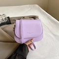 Mini bolso bandolera de cuero PU lila con logotipo de tendencia de moda grabado - Morado